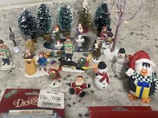 25 Piece Lemax Christmas Village Decor People And Accessories picture