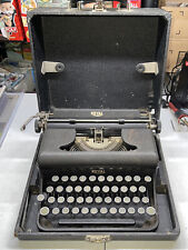 Vintage 1941 Royal Quiet De Luxe Typewriter With Carrying Case Portable Rare COT picture