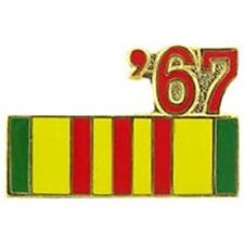 1967 VIETNAM SERVICE RIBBON LAPEL OR HAT PIN picture