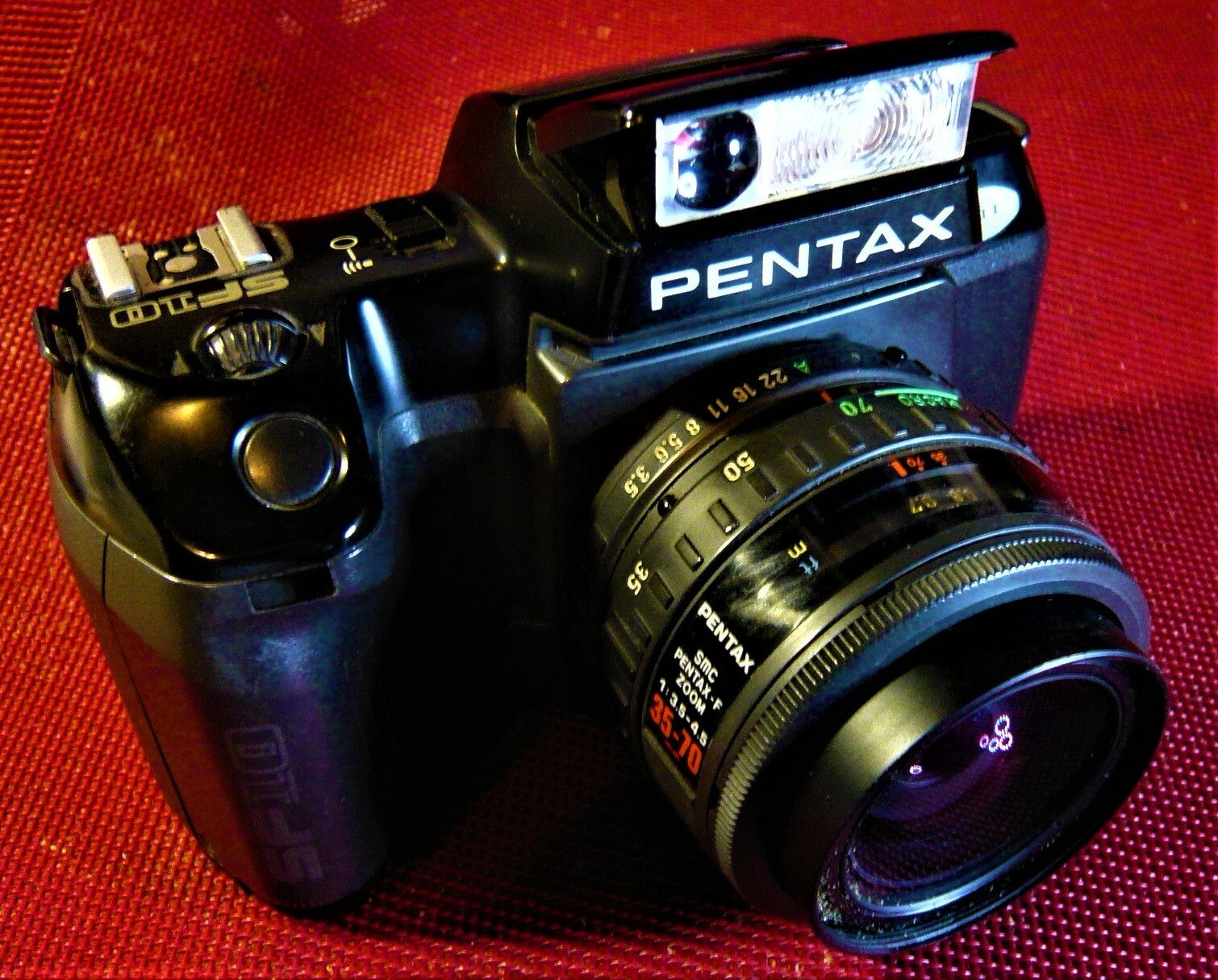 Pentax SF10 35mm /w Pentax Zoom Lens 35-70 F 3.5 AF. More versatile than K1000.