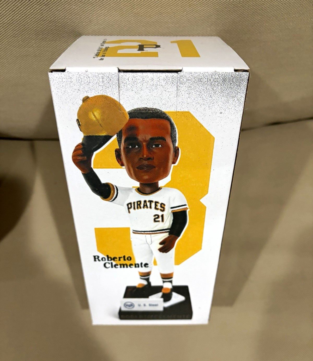 Limited Edition Roberto Clemente Bobblehead SGA Pittsburgh Pirates 9/15/2026 Limited Edition Roberto Clemente Bobblehead SGA Pittsburgh Pirates 9/15/2026