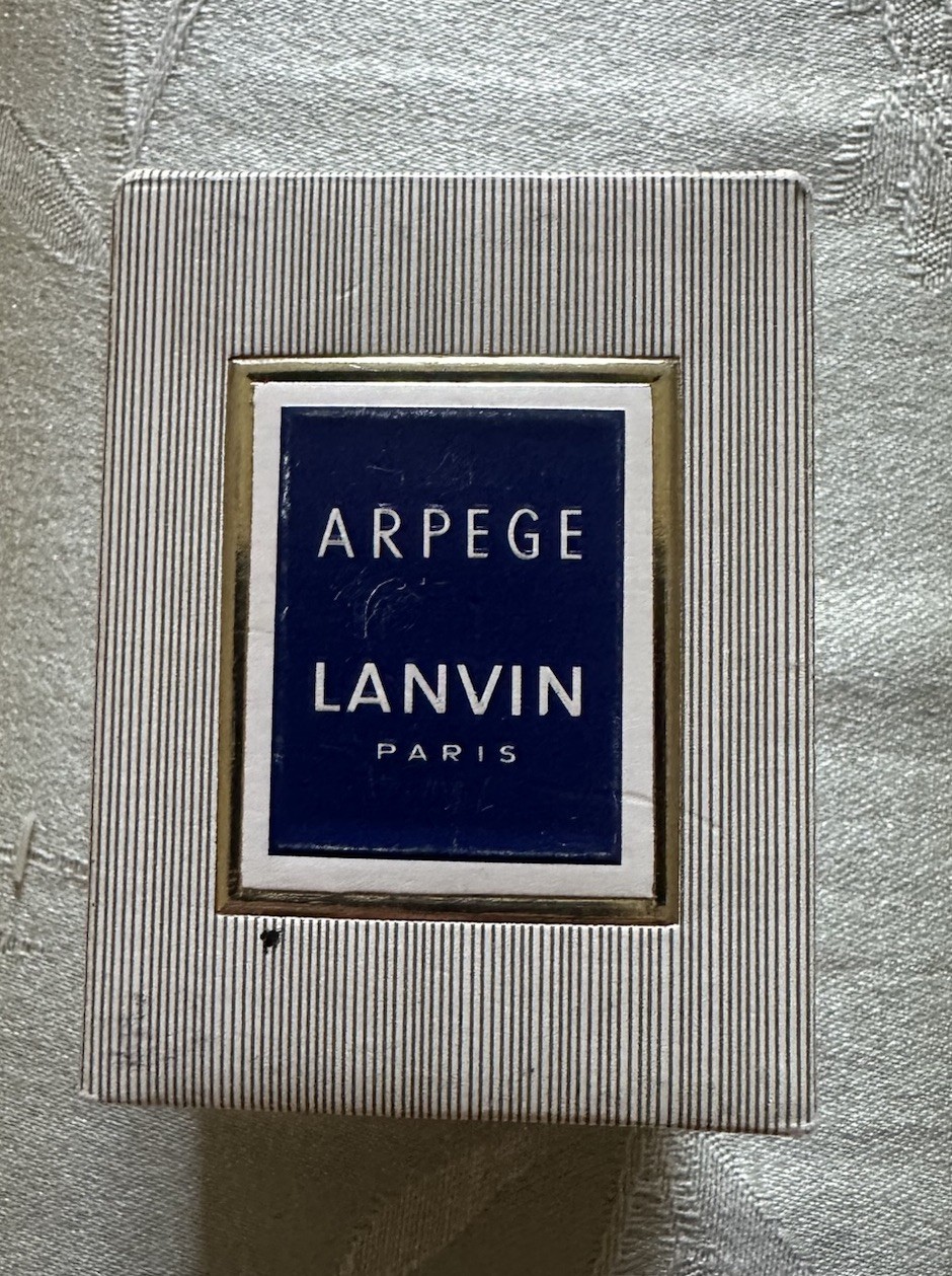 Vintage Lanvin Arpege Paris Parfum EXTRAIT 869 15gr.m 1/2 Oz New Box France 1964 Vintage Lanvin Arpege Paris Parfum EXTRAIT 869 15gr.m 1/2 Oz New Box France 1964