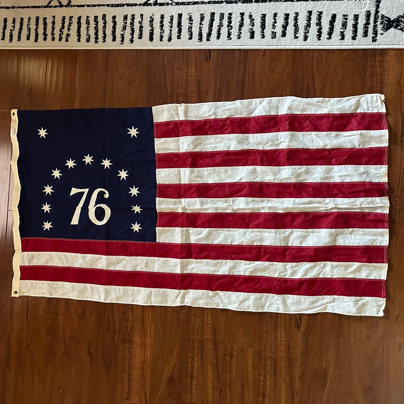 Vintage 1976 Bicentennial 76 American Flag 3x5 Cotton Valley Forge Pioneer USA Vintage 1976 Bicentennial 76 American Flag 3x5 Cotton Valley Forge Pioneer USA