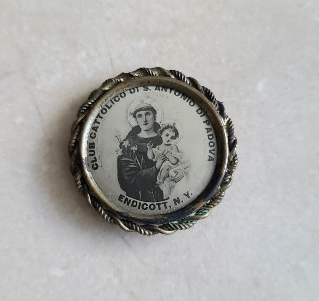 Vtg 1940s 50s Metal Pin St. Antonio Da Padova Religious Pin Frank Decaro Button Vtg 1940s 50s Metal Pin St. Antonio Da Padova Religious Pin Frank Decaro Button