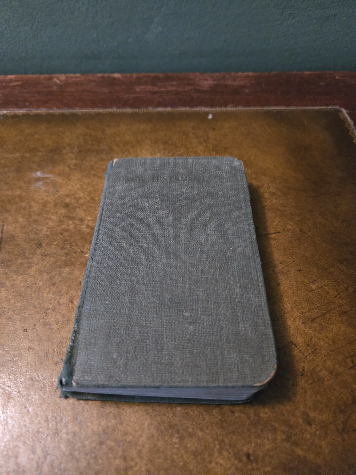Pocket Size New Testament Circa 1933 Oxford University Press Hardcover Rare Pocket Size New Testament Circa 1933 Oxford University Press Hardcover Rare