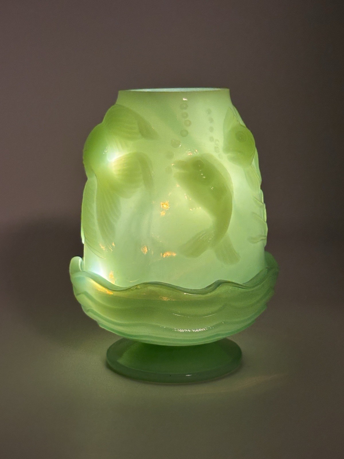 Fenton Jadeite Green Atlantis Fairy Lamp Vintage Glass Koi Fish Mint Condition