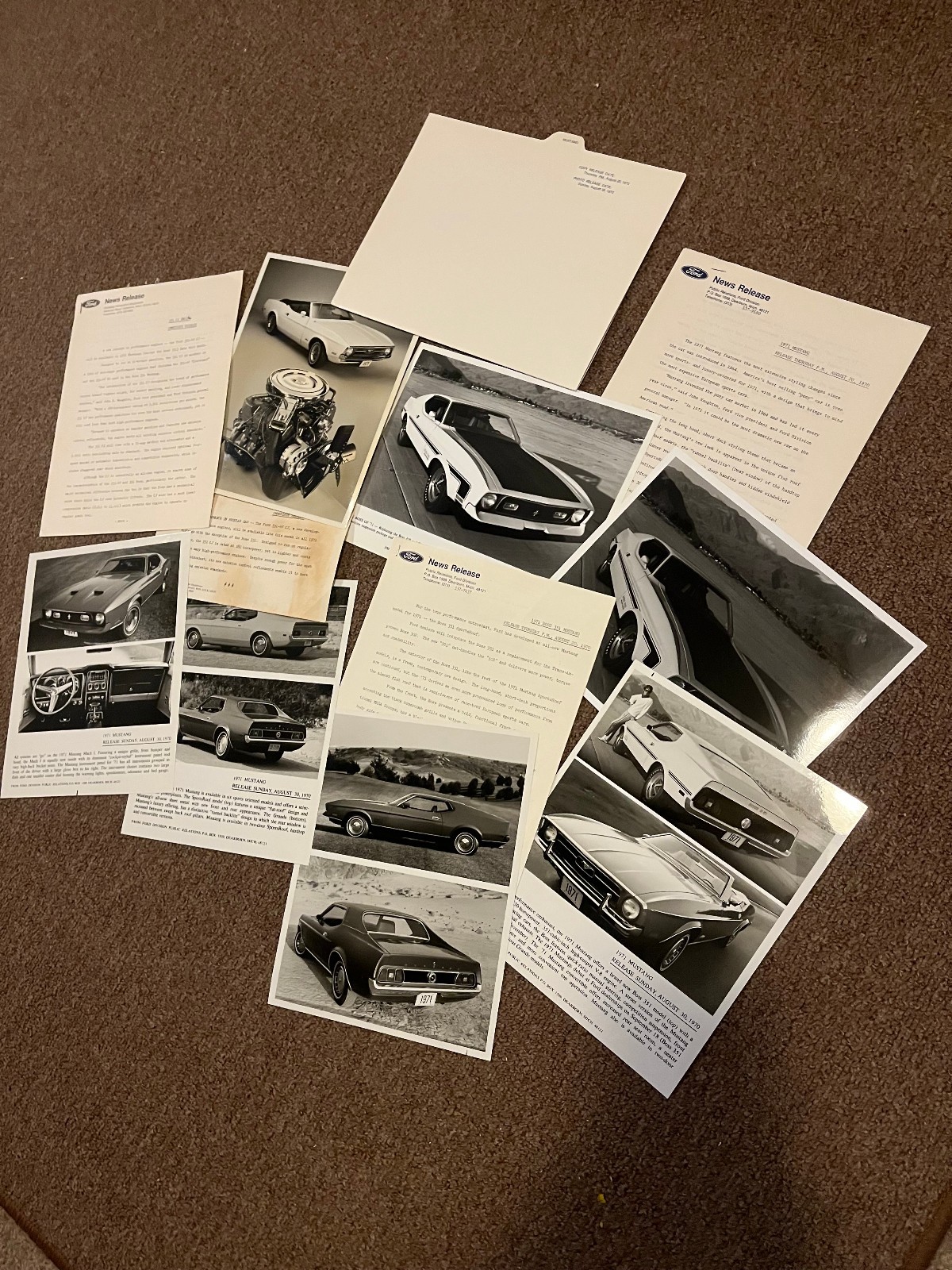 ORIGINAL 1971 FORD MUSTANG PRESS KIT PUBLICATION-BOSS 351