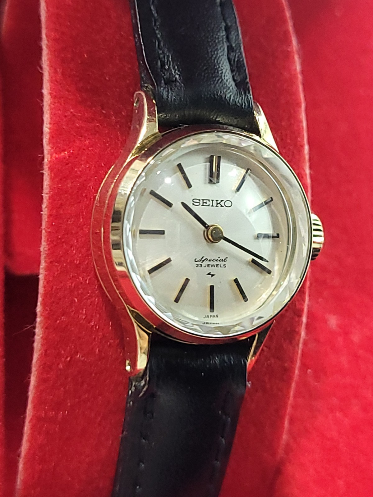 [N. MINT] 1973 Seiko Special Analog Manual Women Gold Filled 23 Jewels Vintage 
