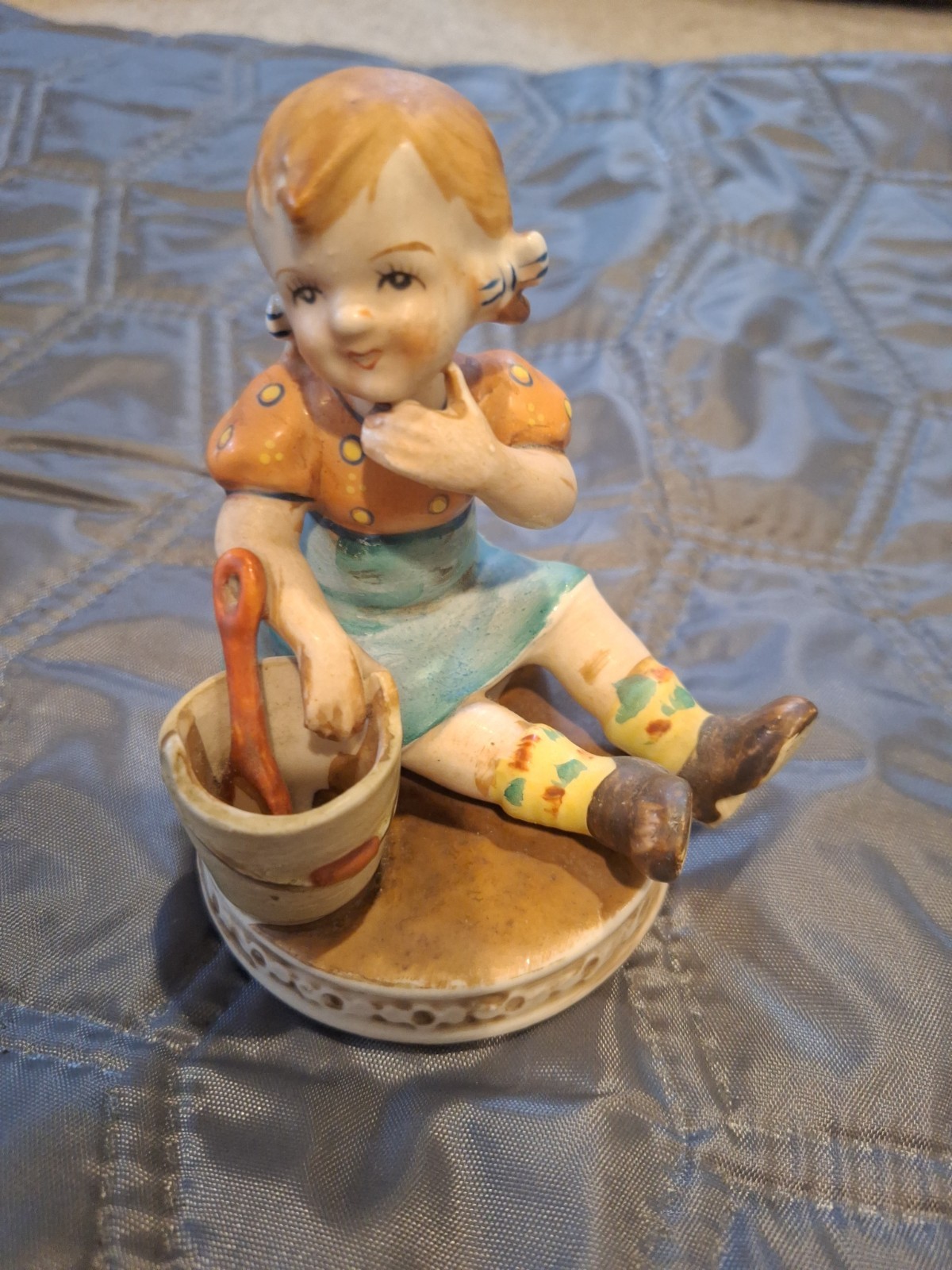 Vintage Nippon Yoko Boeki Figurine Girl Bucket Shovel Japan 1950s Hummel Style Vintage Nippon Yoko Boeki Figurine Girl Bucket Shovel Japan 1950s Hummel Style