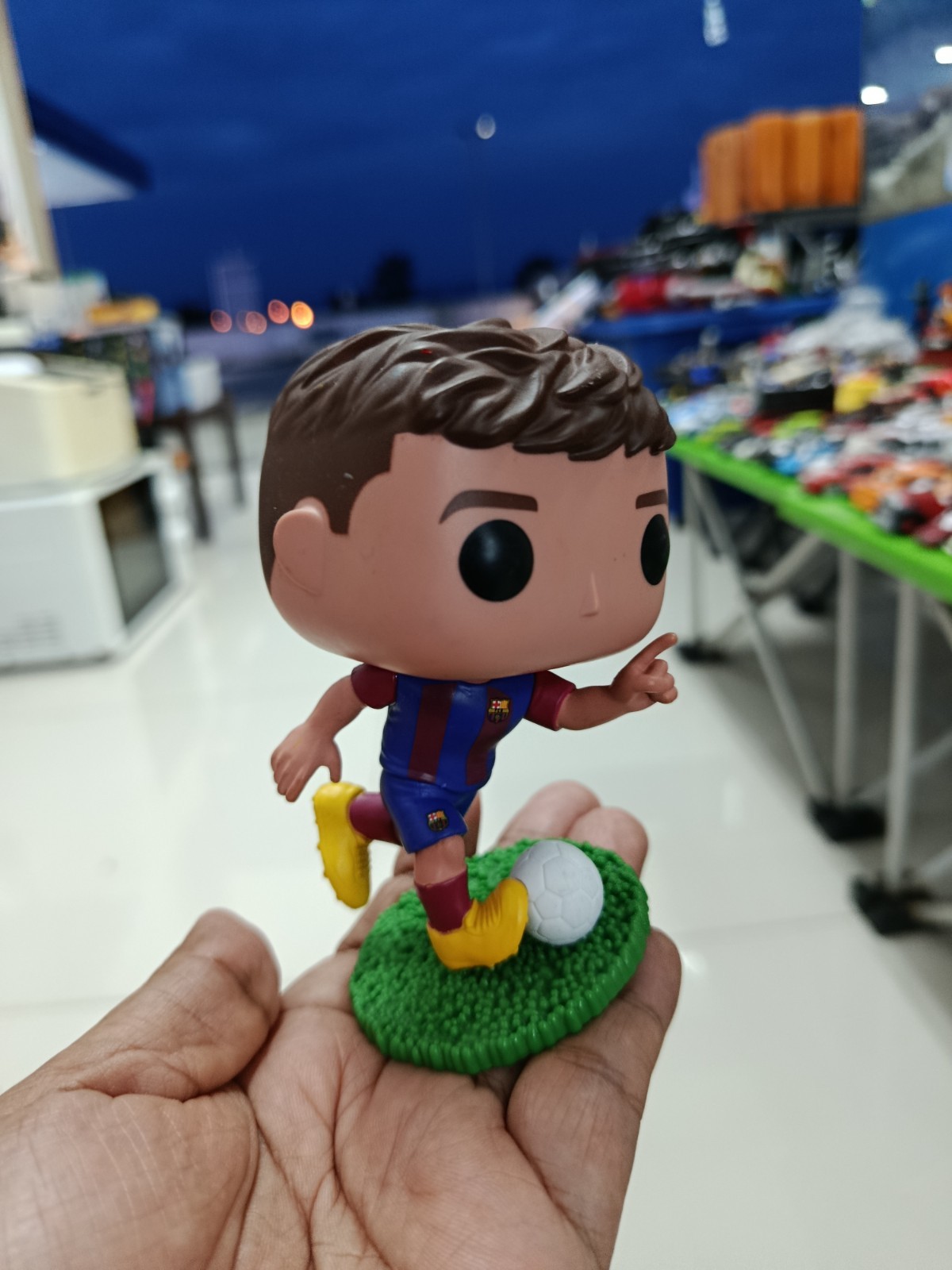 Funko Pop Football Barcelona Pedri 8 Vinyl Figure