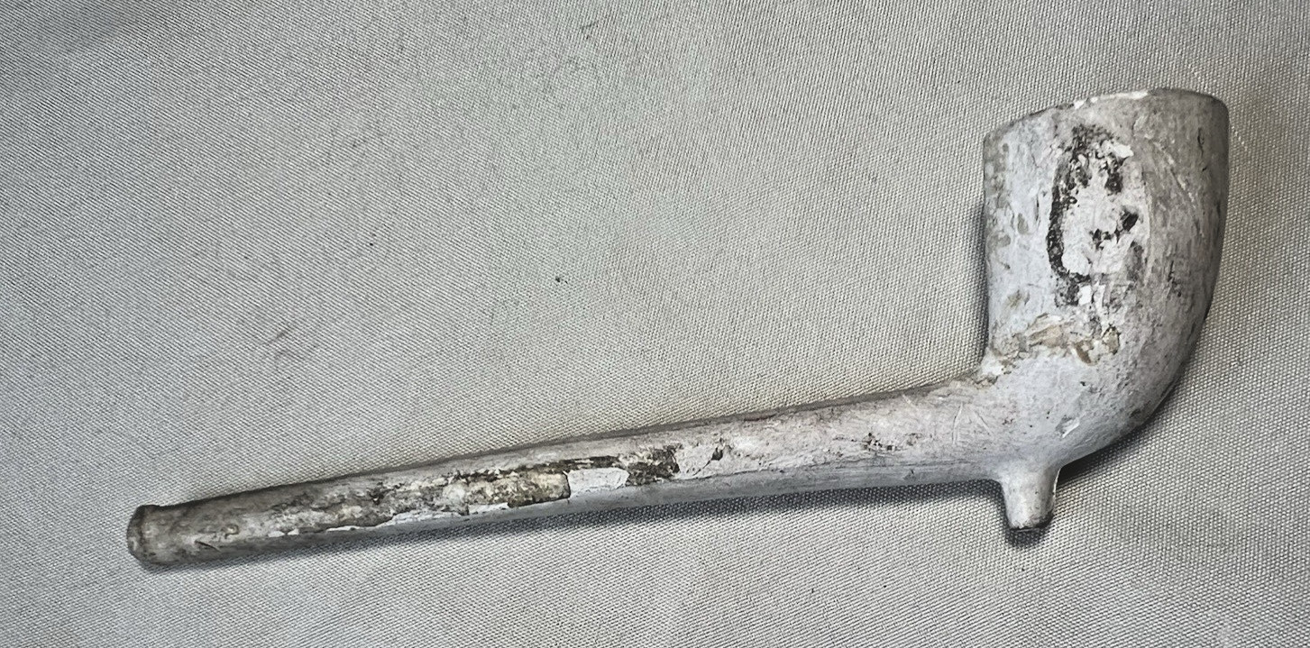 Antique Vintage Old White Clay Tobacco Pipe Z Antique Vintage Old White Clay Tobacco Pipe Z