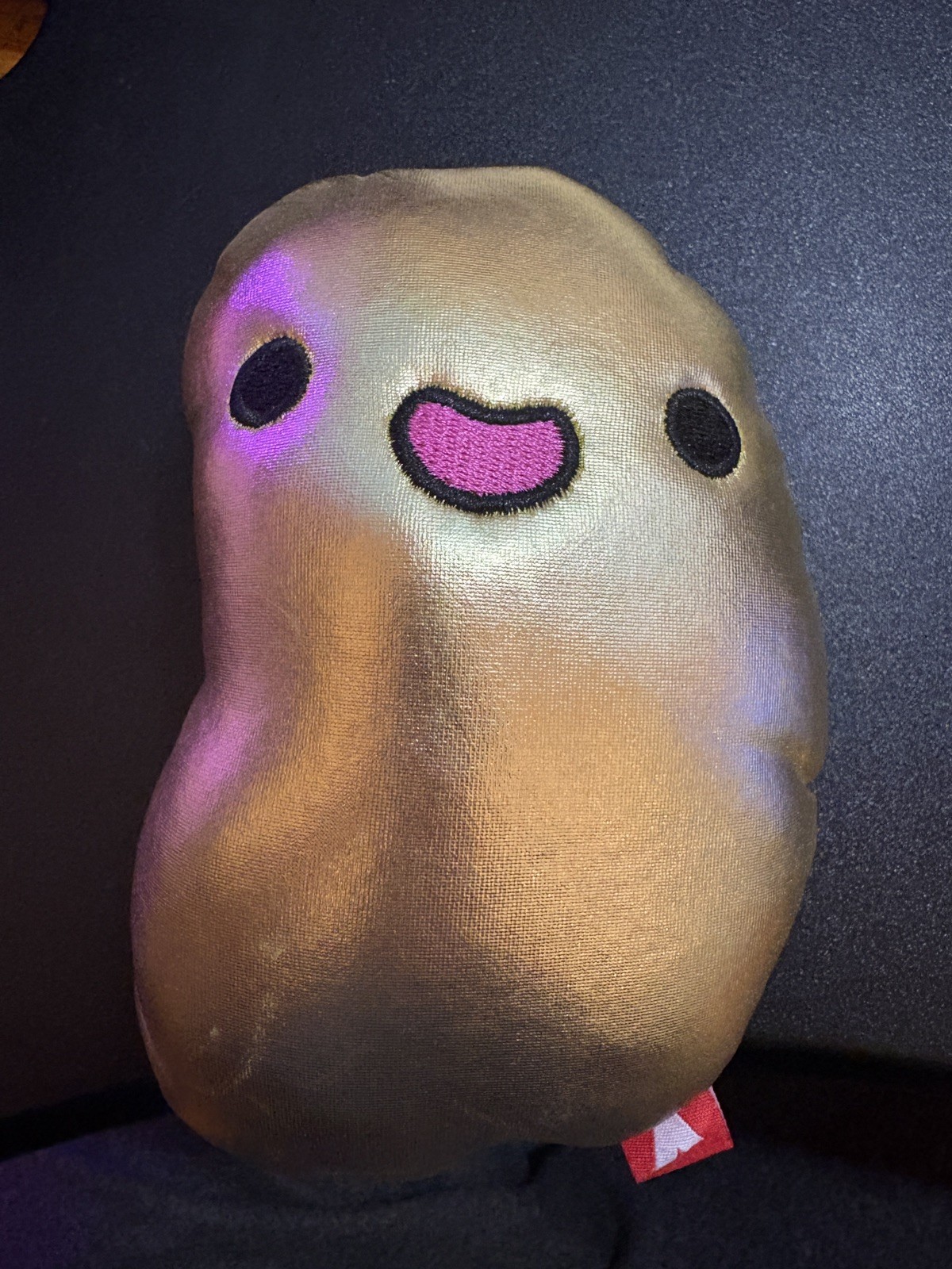 Azuki Beanz Gold Bean Plush Toy IKZ 2025 Anime Expo Azuki Beanz Gold Bean Plush Toy IKZ 2025 Anime Expo