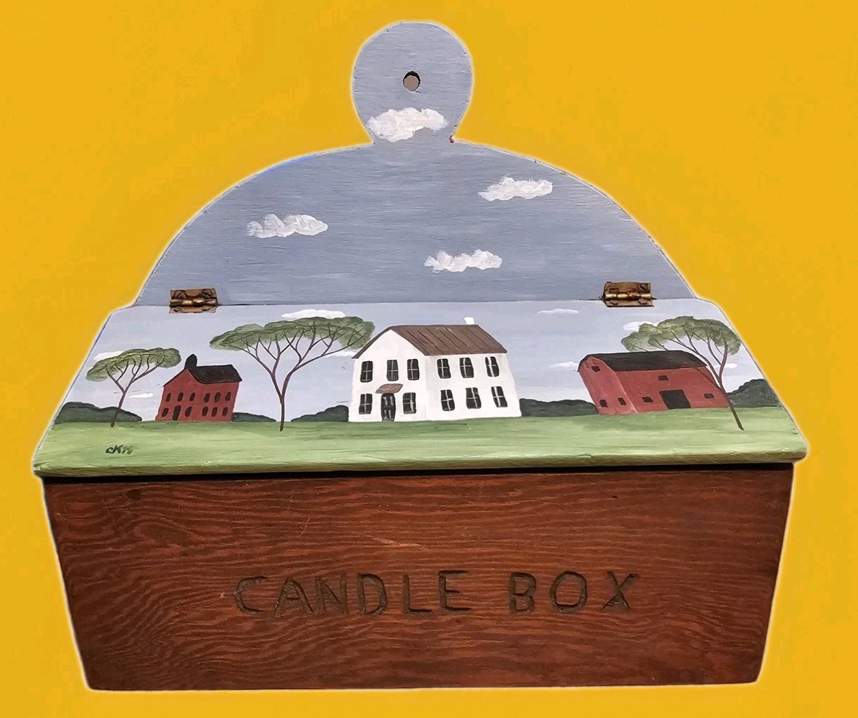 Vintage Colonial Style Hand Painted Wood Hanging Candle Box With Lid Vintage Colonial Style Hand Painted Wood Hanging Candle Box With Lid