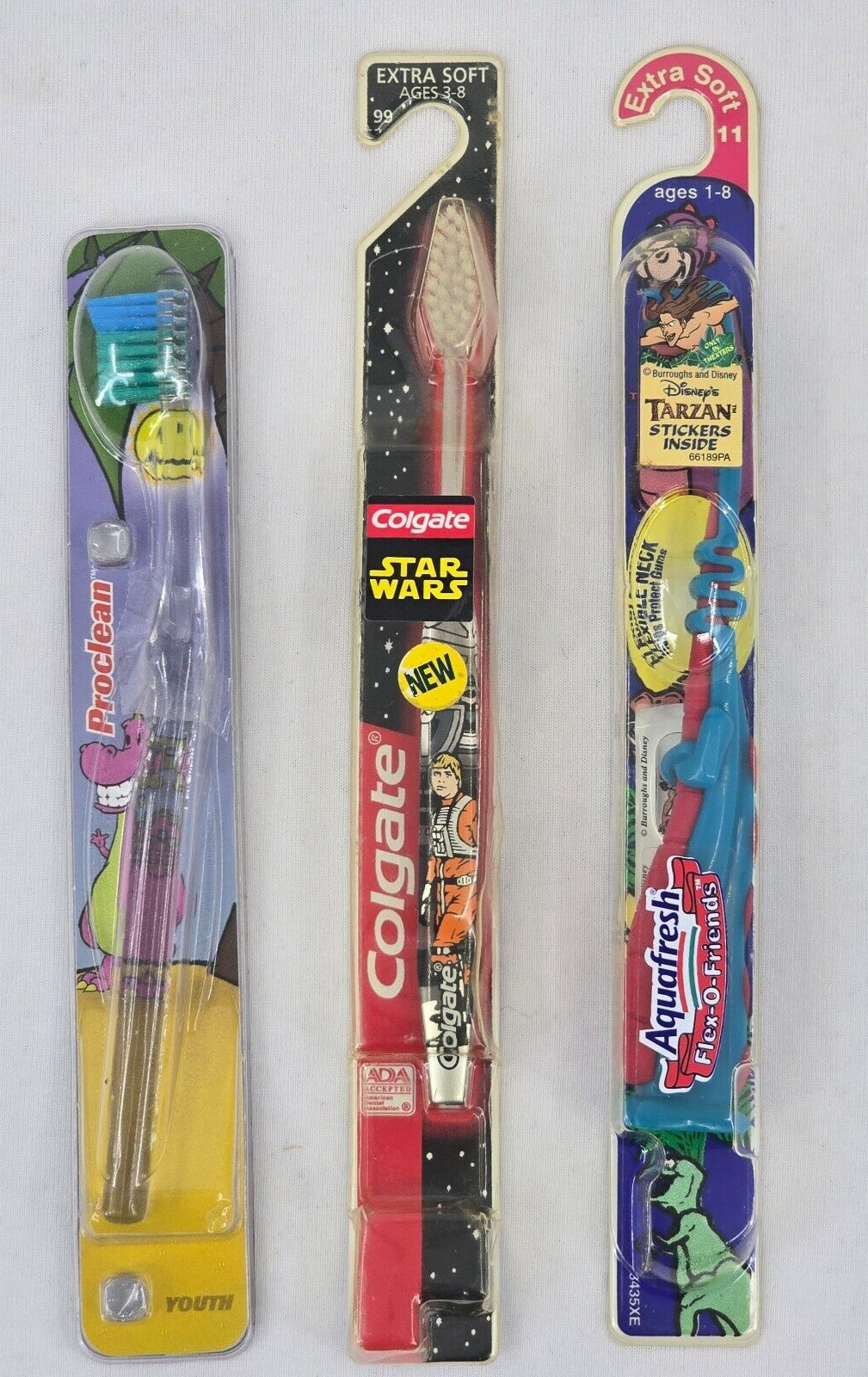 VTG 1997–98 Toothbrush Lot NIB – Barney, Star Wars, Tarzan