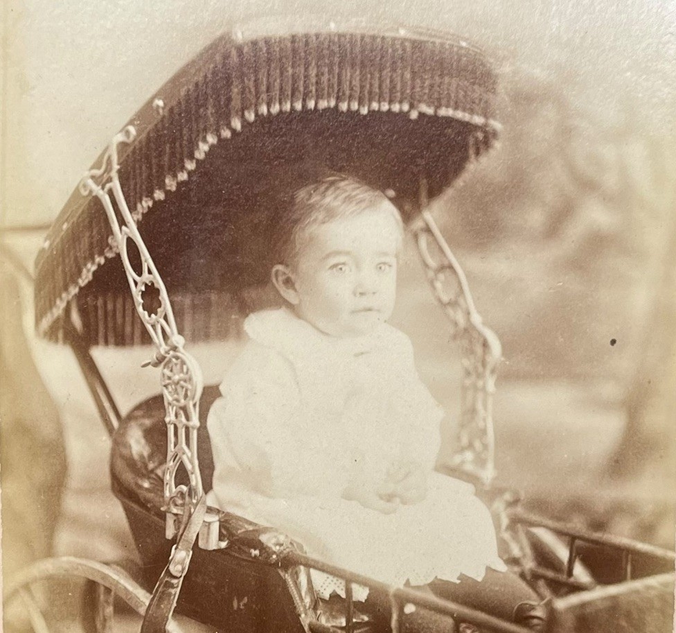 Antique Cabinet Card Photograph Chubby Cute Baby In Carriage Buggy Stroller Antique Cabinet Card Photograph Chubby Cute Baby In Carriage Buggy Stroller