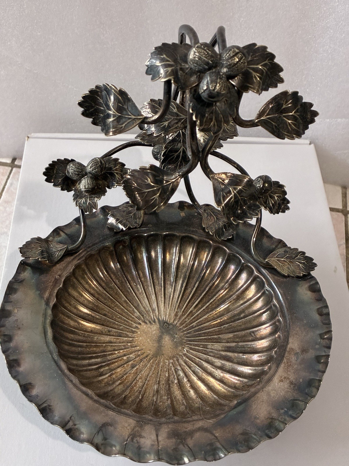 Antique Victorian Silver-plated Grape Stand & Centerpiece Bowl Robert & Belk