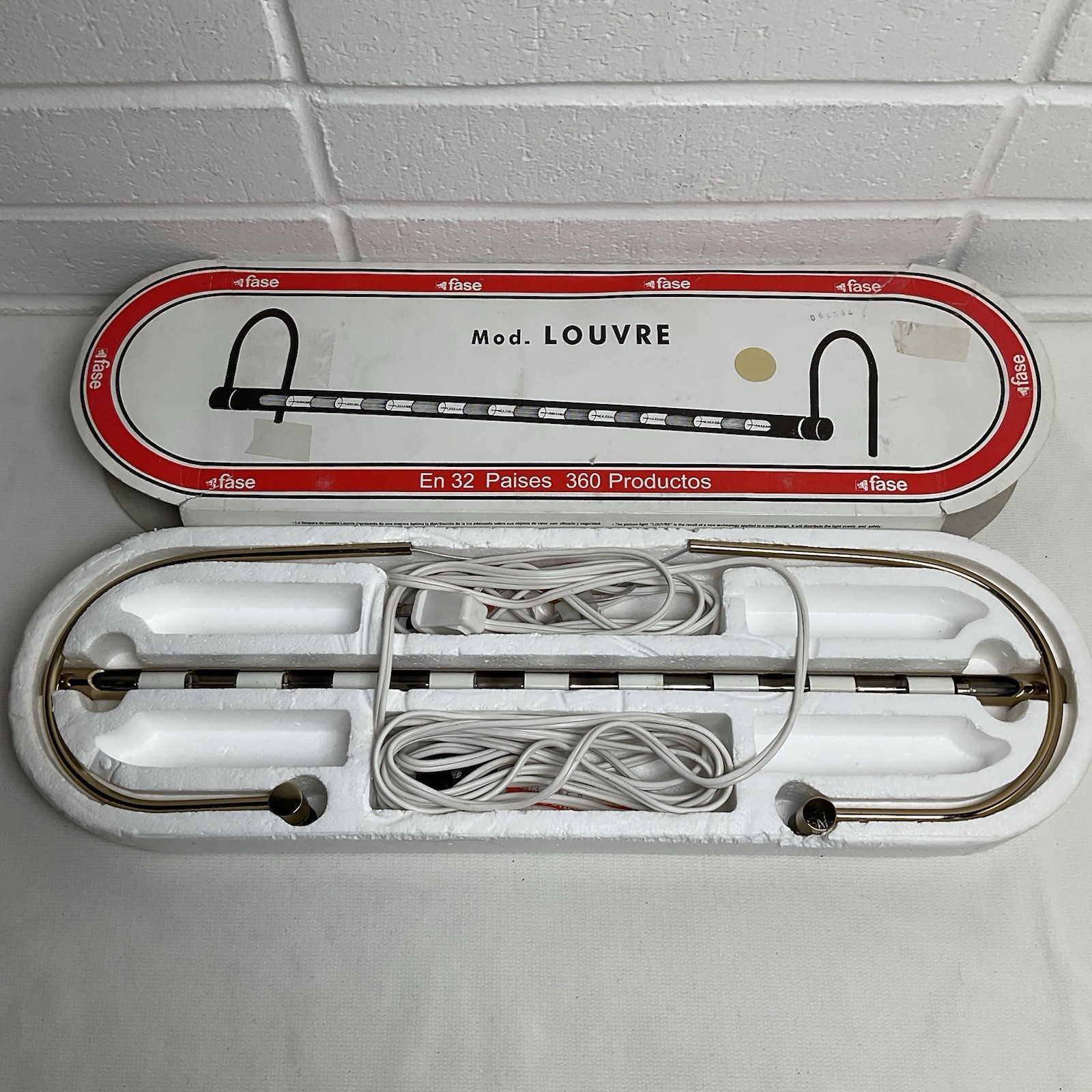 Vintage MCM Fase LOUVRE Art Picture Lamp Light Brass Hollywood Regency WORKS Vintage MCM Fase LOUVRE Art Picture Lamp Light Brass Hollywood Regency WORKS