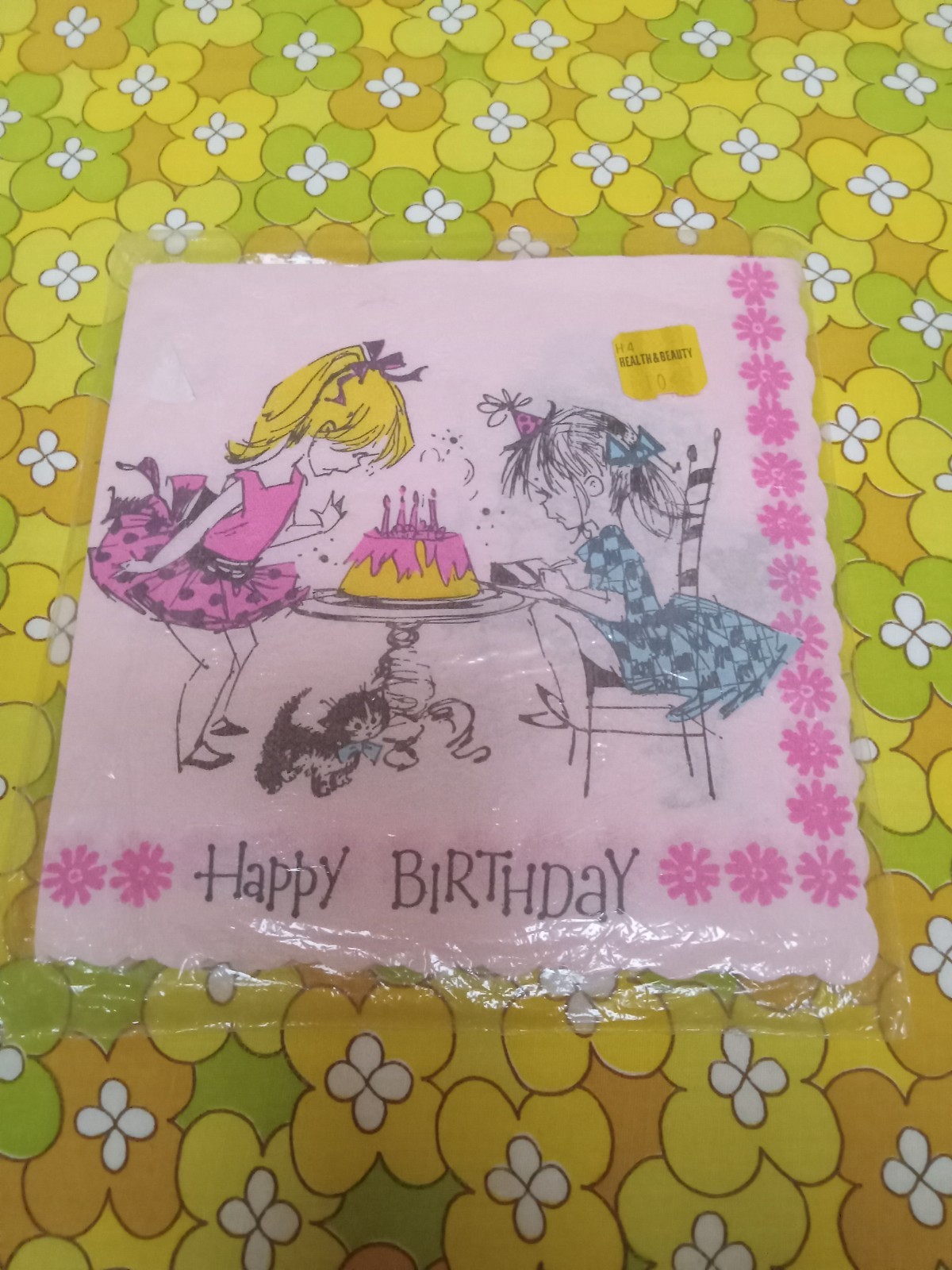 Vintage Gibson Happy Birthday 60s Mod Girls With Daisy Cat Napkins Sealed 25 Vintage Gibson Happy Birthday 60s Mod Girls With Daisy Cat Napkins Sealed 25