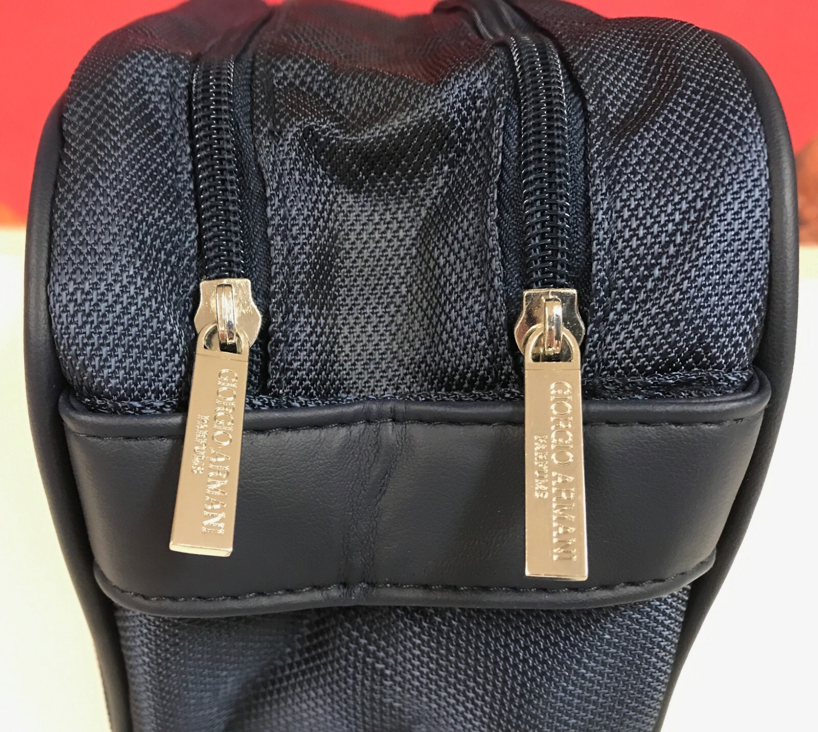 Giorgio Armani Men's Canvas Travel Toiletry Bag NEW - SHIPS FREE Giorgio Armani Men's Canvas Travel Toiletry Bag NEW - SHIPS FREE