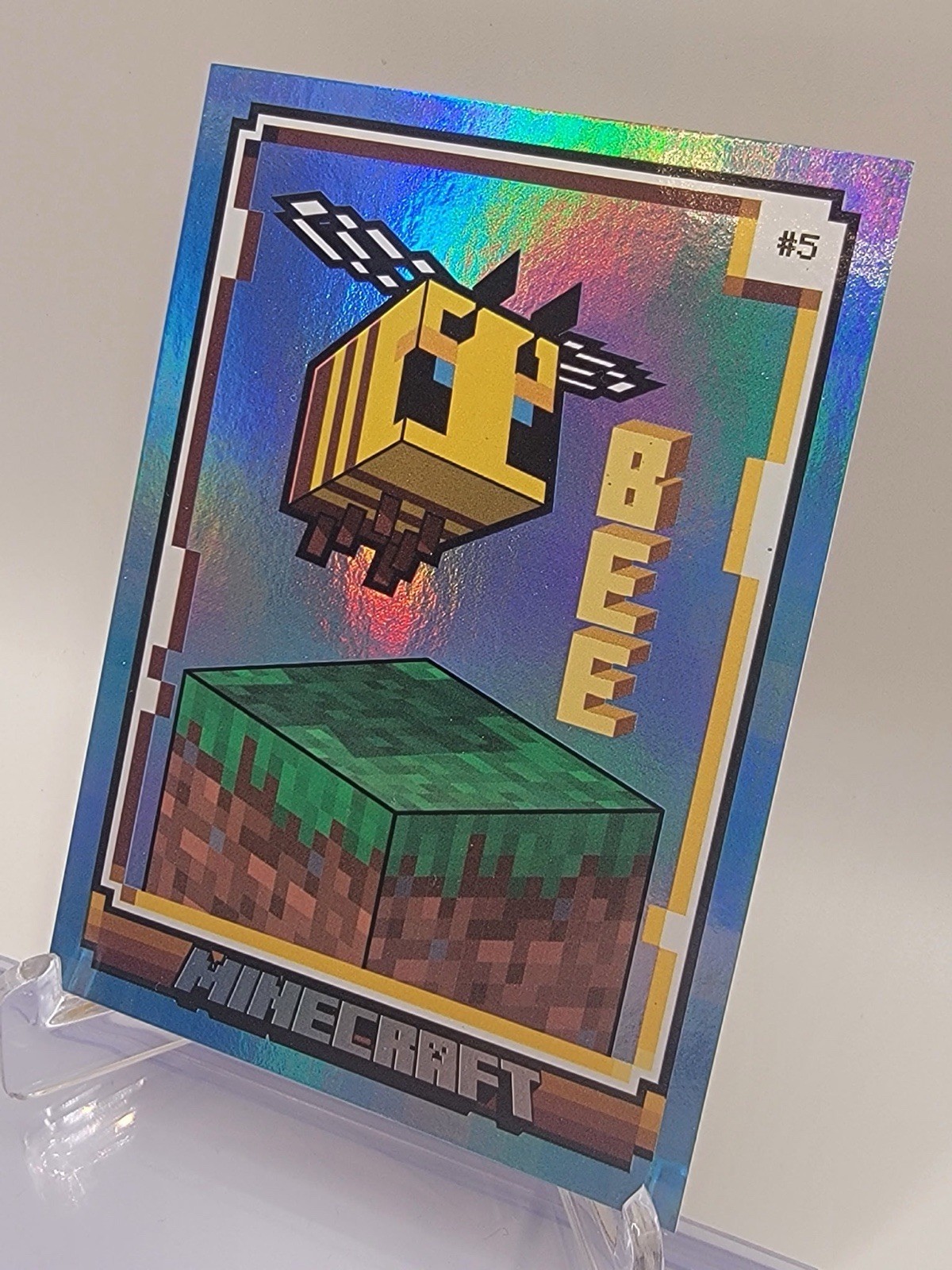 2024 MINECRAFT PANINI BEE No. 5 Blue Diamond Foil Trading Card 02/10 2024 MINECRAFT PANINI BEE No. 5 Blue Diamond Foil Trading Card 02/10