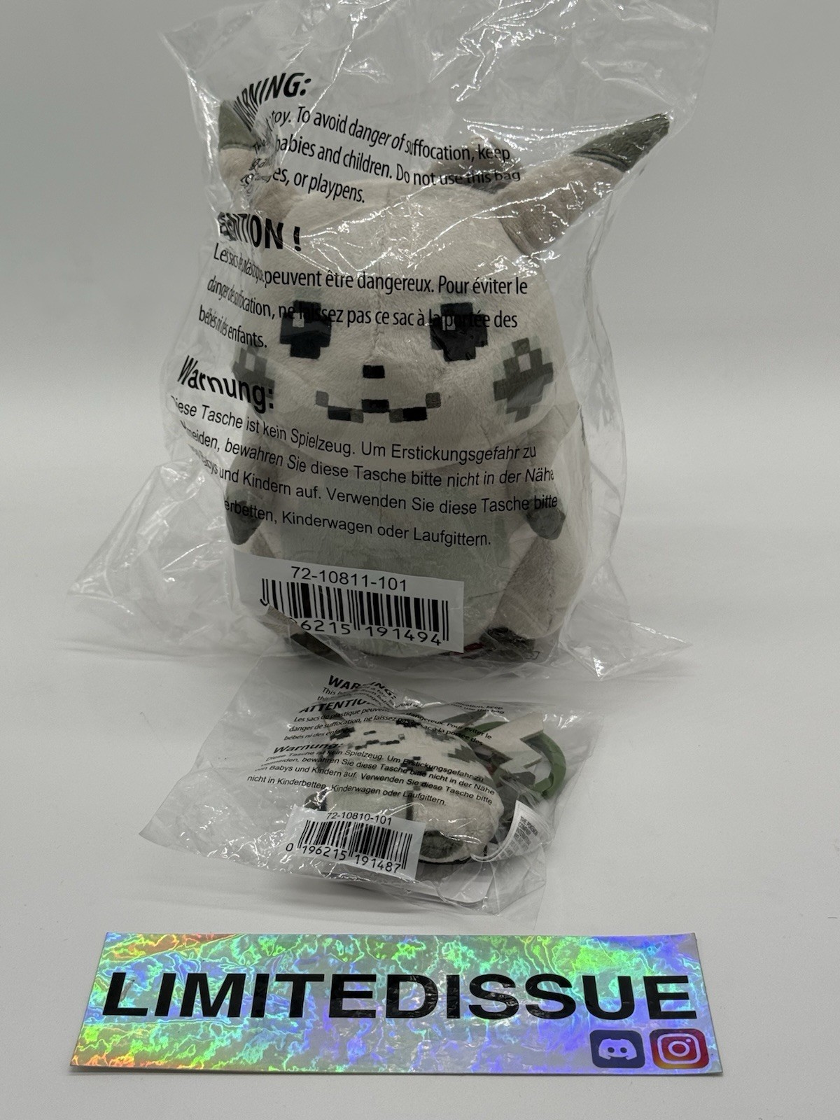 Pokemon Center Retro Pikachu 1996 Style Plush and Key Chain Set 30th Anniversary