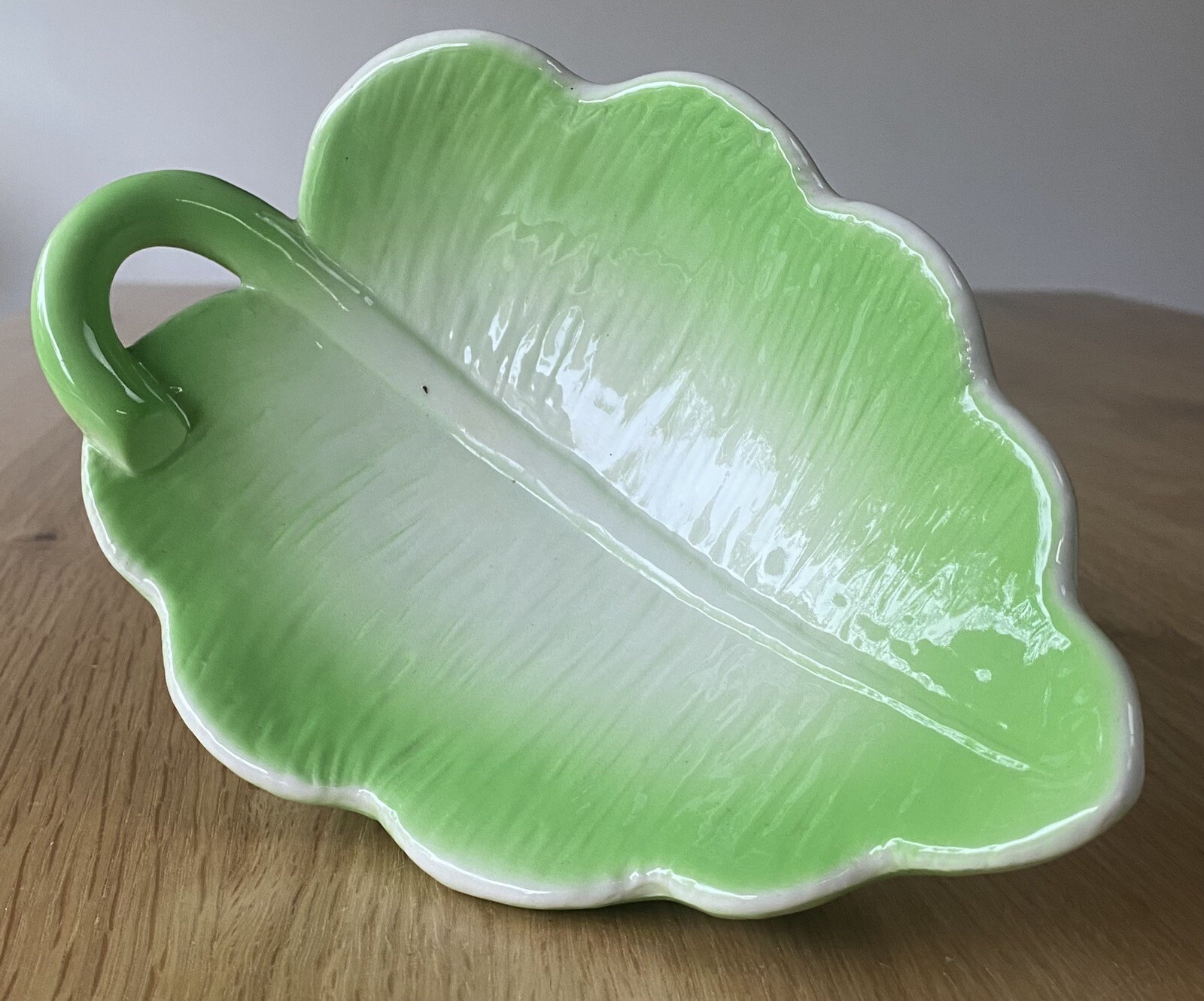 Garden Leaf Ceramic Serving Dish 210mm x 145mm Vintage Footed Botanical Decor Garden Leaf Ceramic Serving Dish 210mm x 145mm Vintage Footed Botanical Decor
