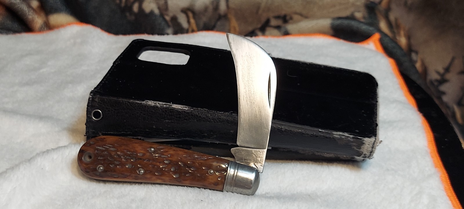 1921-1924 Remington Hawkbill Wth Greenbone Scales. No Chips Or Cracks. 1921-1924 Remington Hawkbill Wth Greenbone Scales. No Chips Or Cracks.