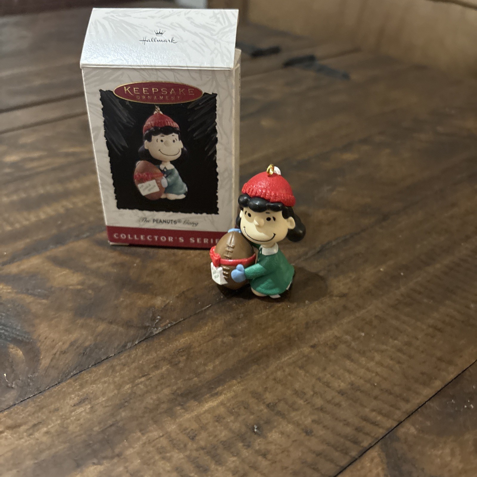 Vtg 1994 Hallmark Christmas Keepsake Ornament The Peanuts Gang Lucy w/Football Vtg 1994 Hallmark Christmas Keepsake Ornament The Peanuts Gang Lucy w/Football