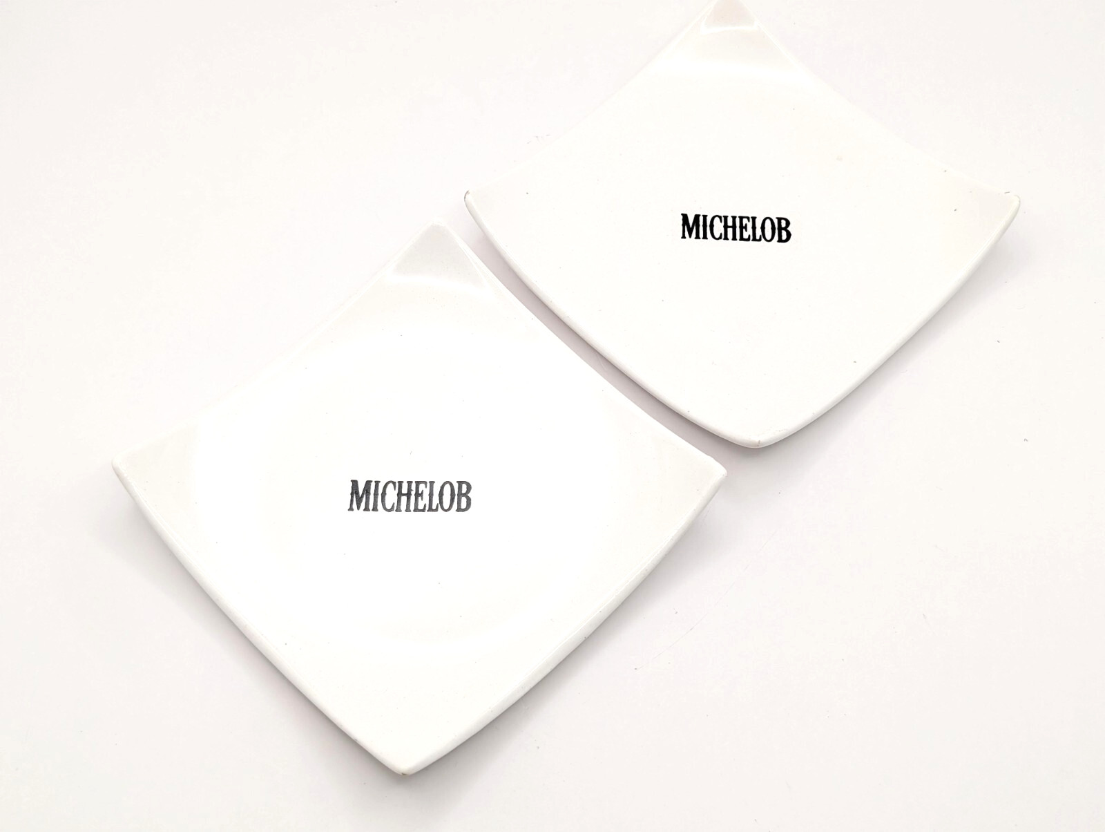 Vintage Michelob Porcelain Trays Anheuser-Busch Brewery Beer White Gift for Coll Vintage Michelob Porcelain Trays Anheuser-Busch Brewery Beer White Gift for Coll