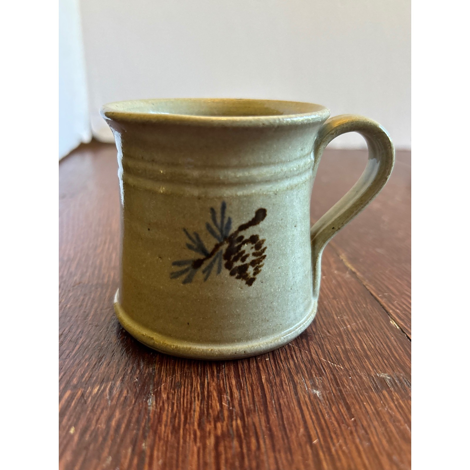 Jugtown Ware Pottery Pinecone Mug 1986 Vintage NC Salt Glaze Stoneware Tan