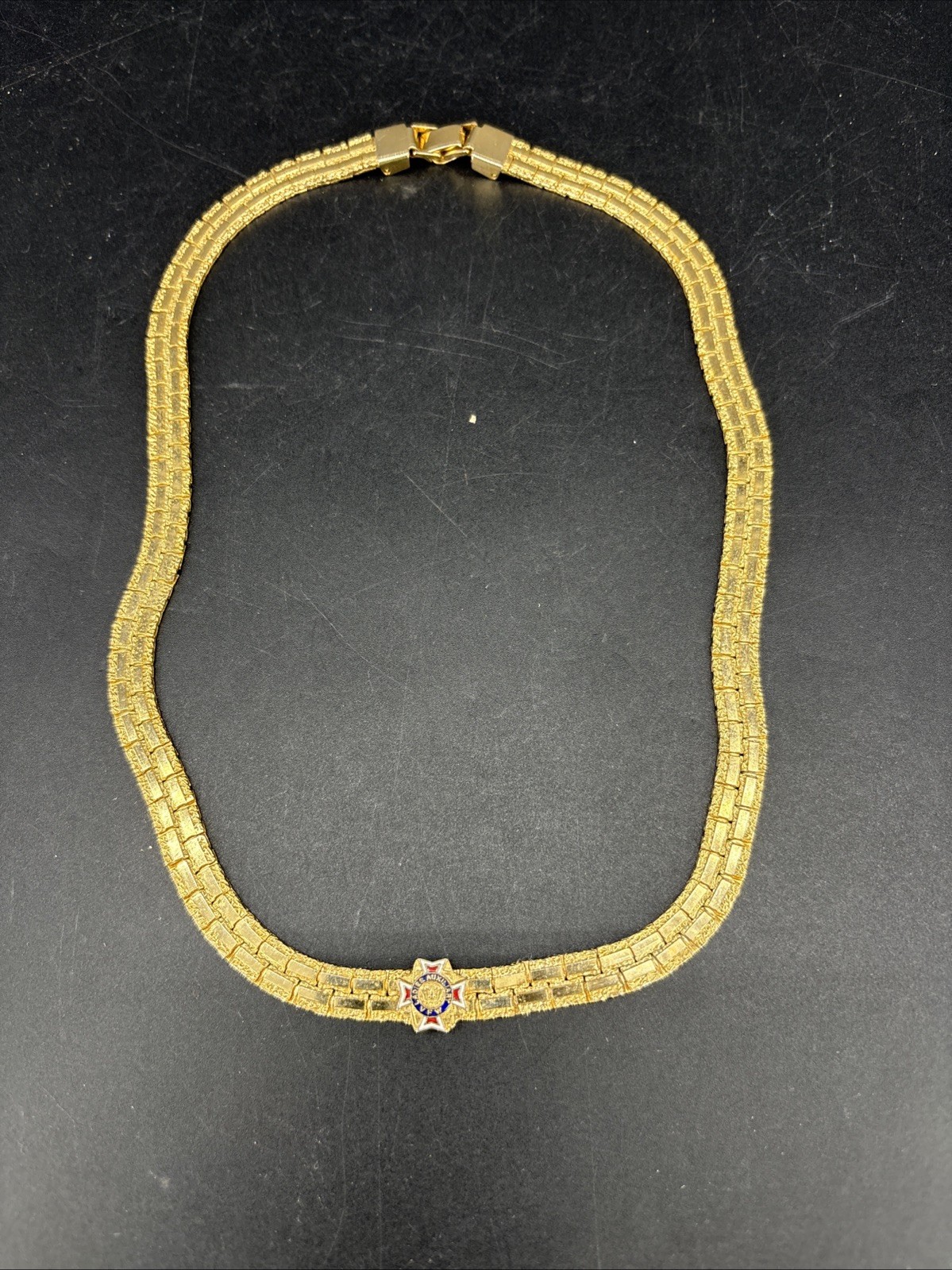 Vintage VFW Ladies Auxiliary Enamel Look Goldtone With Emblem Necklace Vintage VFW Ladies Auxiliary Enamel Look Goldtone With Emblem Necklace