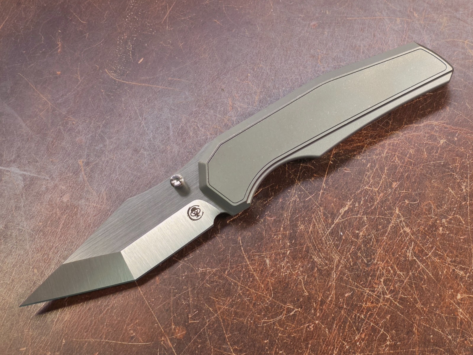 Chaves Knives Integral Omega Jake McCoy Design Belt Finish M390