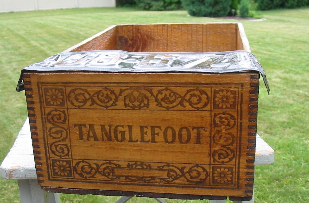 Antique Vtg Tanglefoot Fly Paper Made USA Crate Shelf 1934 License Plate MN Antique Vtg Tanglefoot Fly Paper Made USA Crate Shelf 1934 License Plate MN