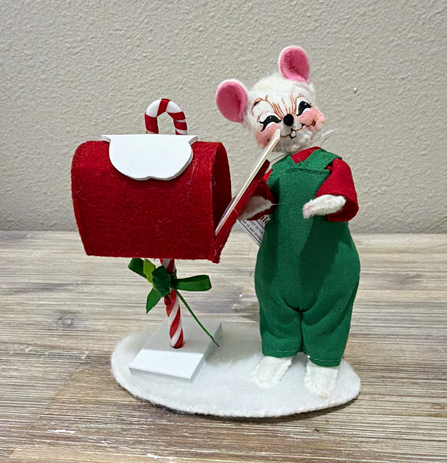 Annalee 5in Letter to Santa Mouse Item #610422 - 2022 Annalee 5in Letter to Santa Mouse Item #610422 - 2022