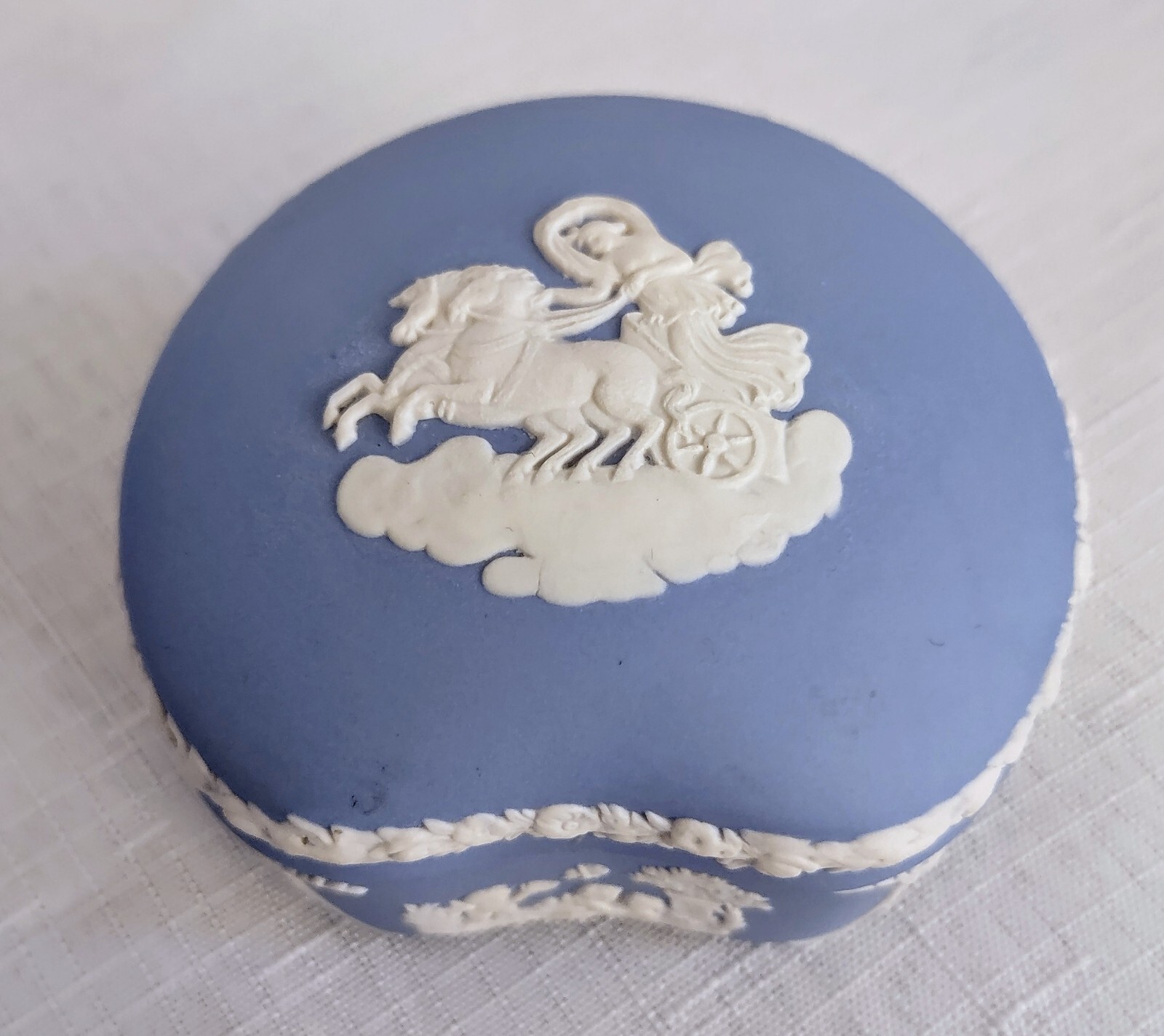 Vintage 1960\'s Wedgwood Blue Jasperware Lidded Trinket Box Vintage 1960\'s Wedgwood Blue Jasperware Lidded Trinket Box
