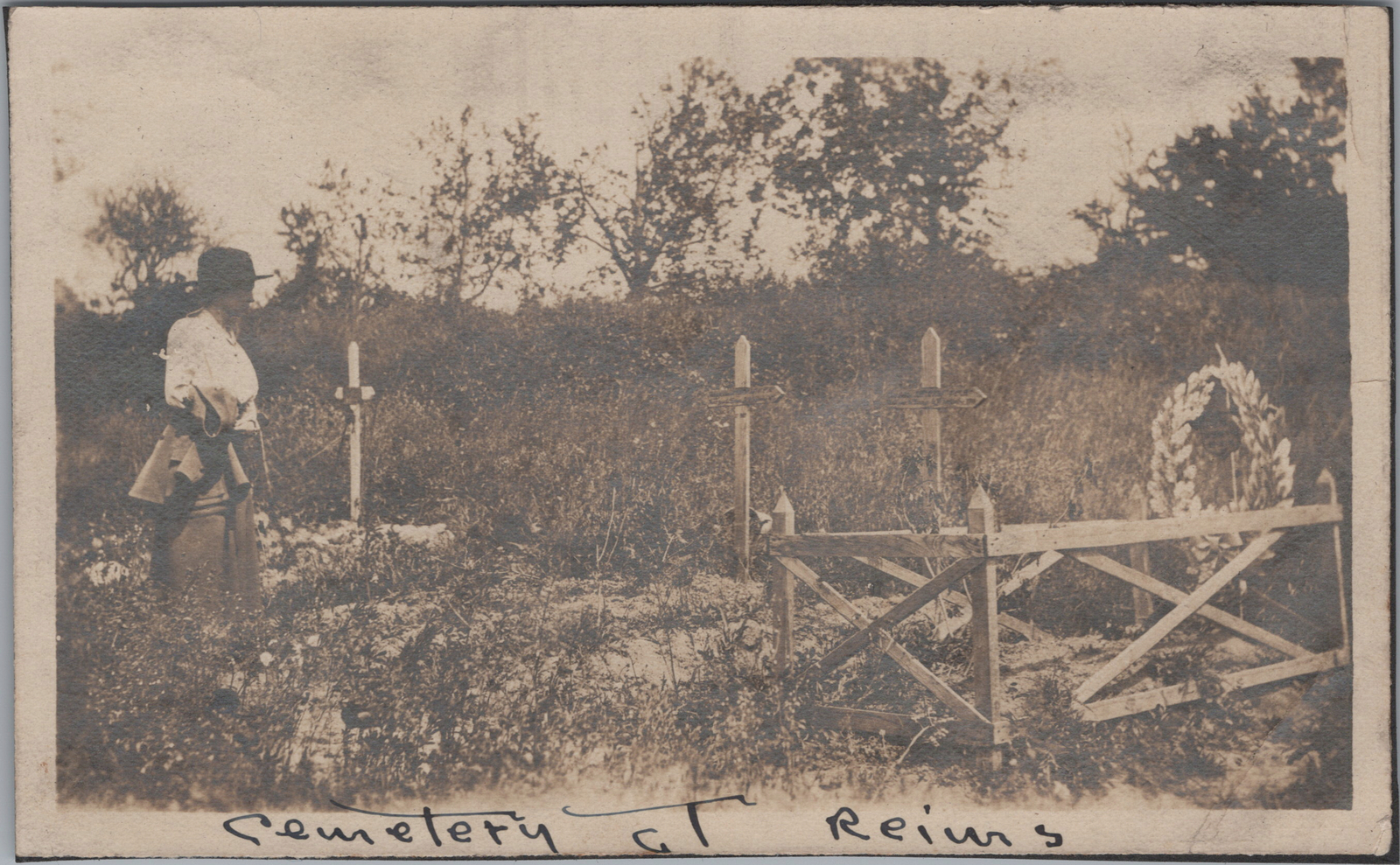 WW1 Tourist 1919 Woman Grave Cemetery Reims France Original Photo