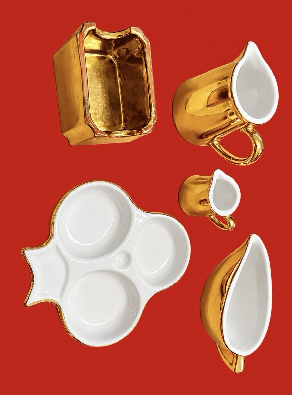 Vintage Hall China GOLDEN GLO 5-Piece Georgetown Inn Washington DC Restaurant