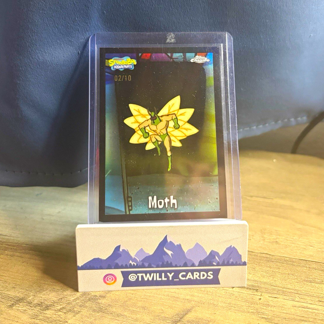 2025 Topps Chrome SpongeBob #9 Moth /10 Black 2025 Topps Chrome SpongeBob #9 Moth /10 Black