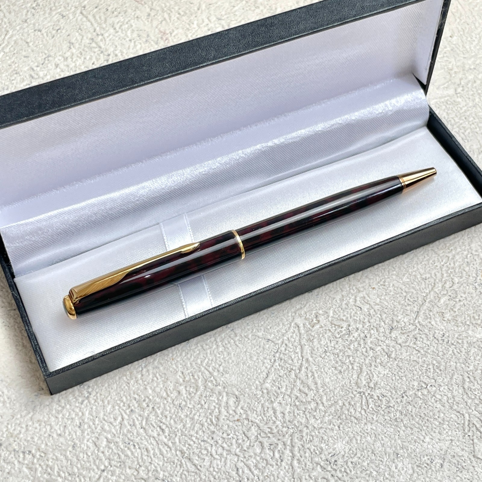 Vintage Parker Sonnet Firedance Lacquer Marble GT Ballpoint Pen France BS142