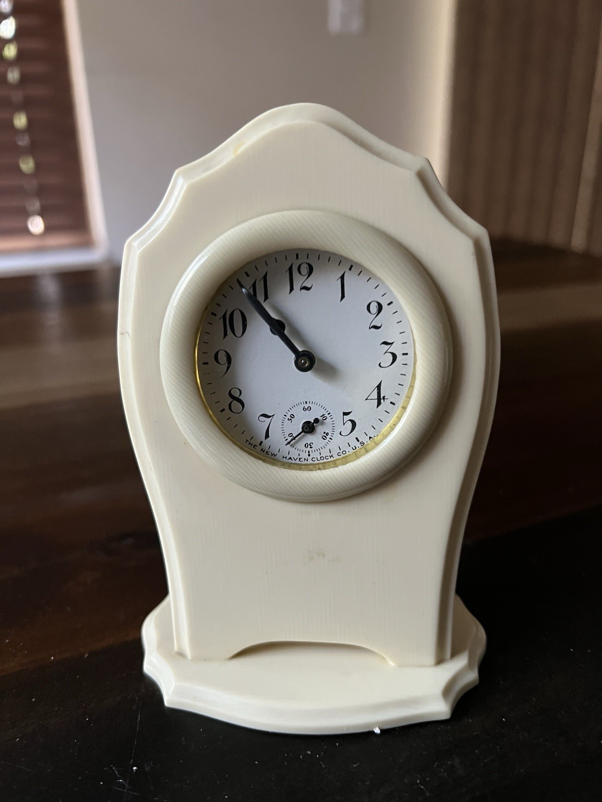 1920’s New Haven Art Nouveau Celluloid Mantle Clock Works 1920’s New Haven Art Nouveau Celluloid Mantle Clock Works