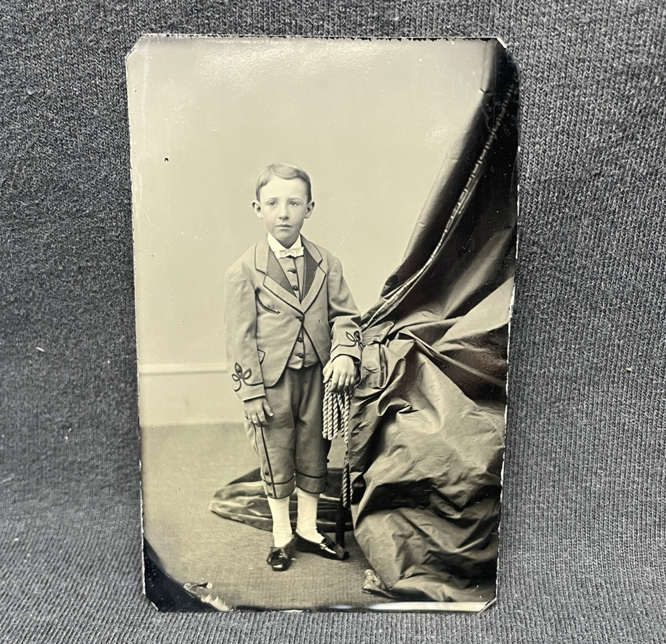 TINTYPE - impressive ⅙ plate tintype of a handsome Victorian lad in an amazing s