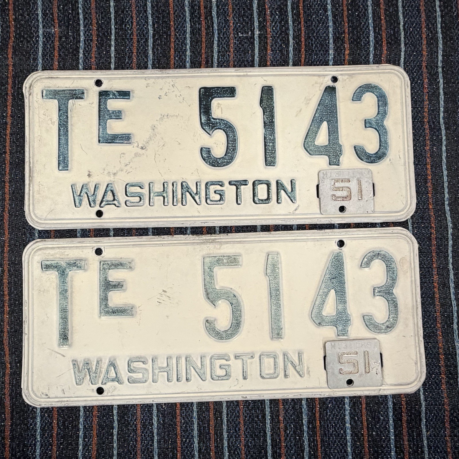 1951 Washington Truck License Plates Pair. Yakima County TE 5143 1951 Washington Truck License Plates Pair. Yakima County TE 5143