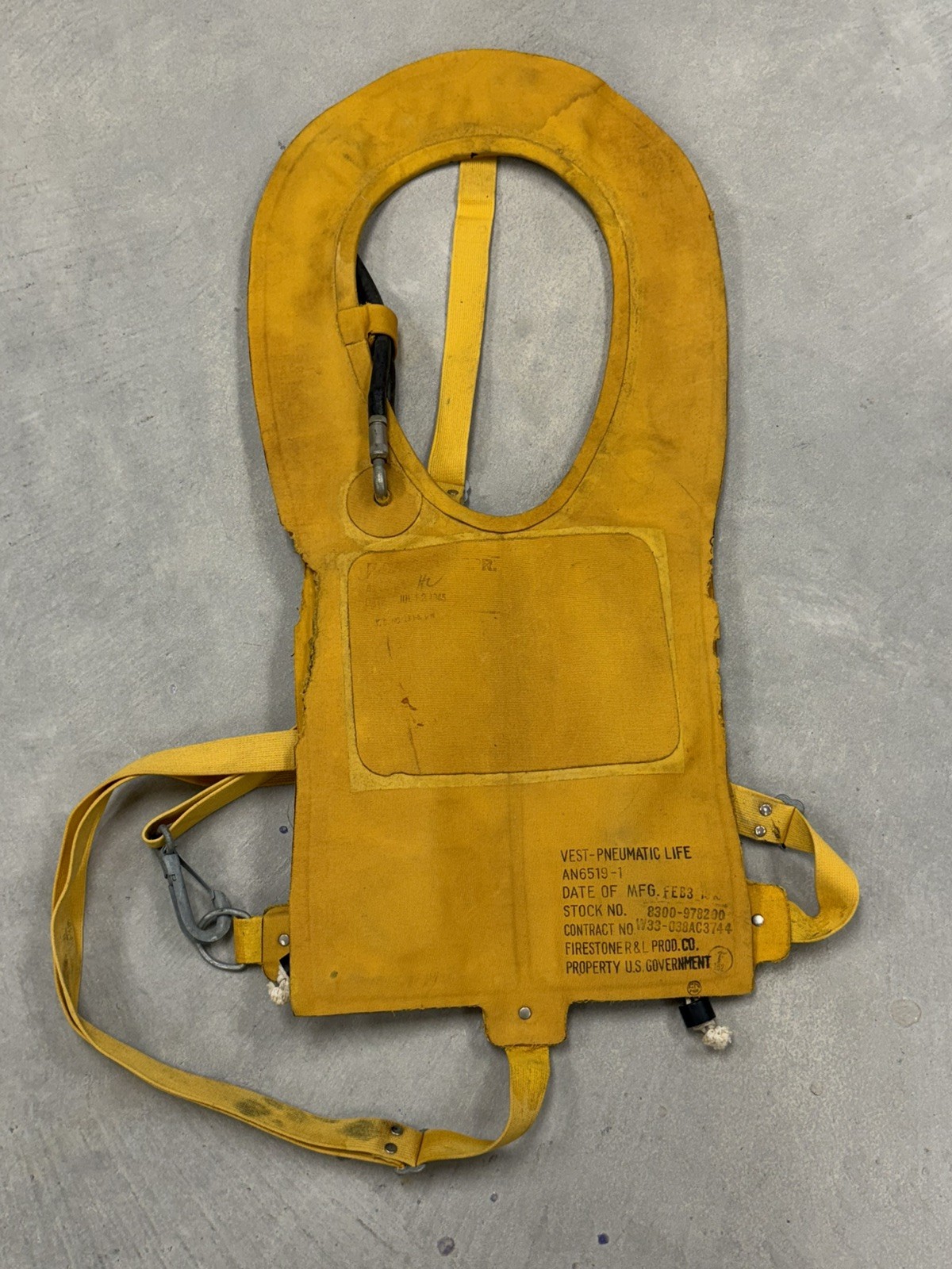 USAAF AN-6519-1 Mae West Lift Vest Preserver 1945 Firestone USAAF AN-6519-1 Mae West Lift Vest Preserver 1945 Firestone