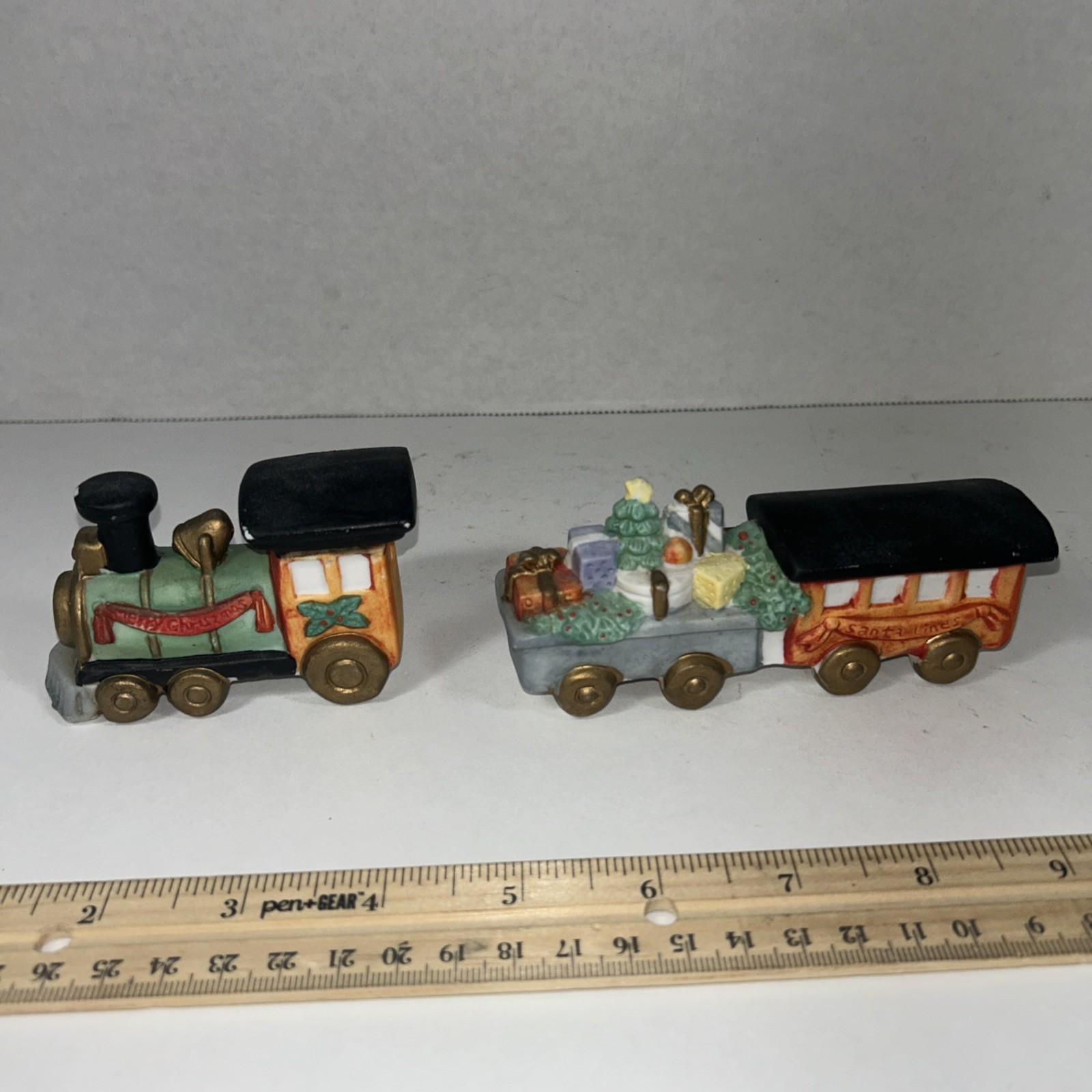 Victorian Village Collectibles Old Towne Train 1994 porcelain Christmas 2 piece