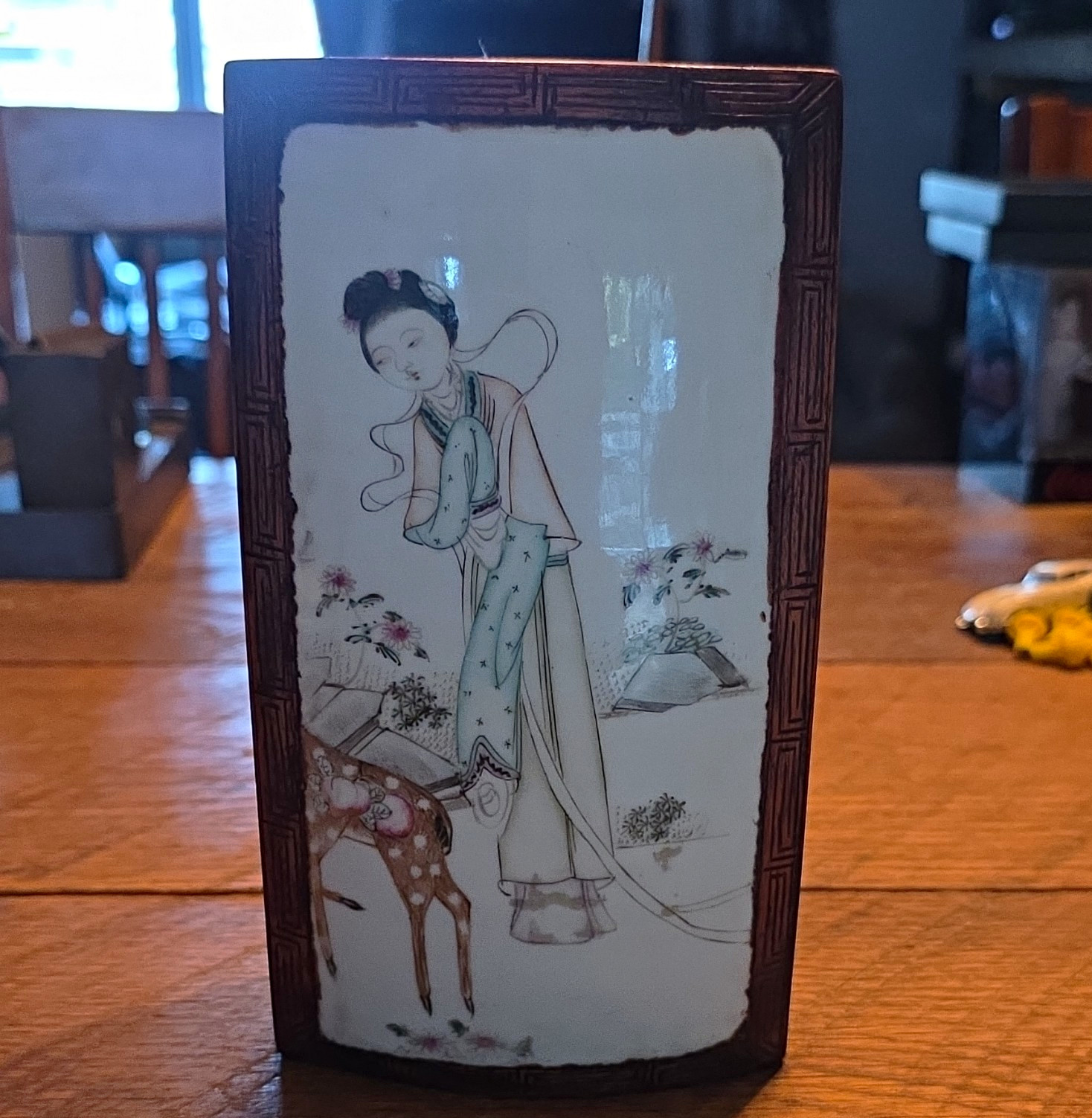 Vintage Late Qing Dynasty Chinese Carved Box W/Family Rose Porcelain Inlay Plaqu Vintage Late Qing Dynasty Chinese Carved Box W/Family Rose Porcelain Inlay Plaqu