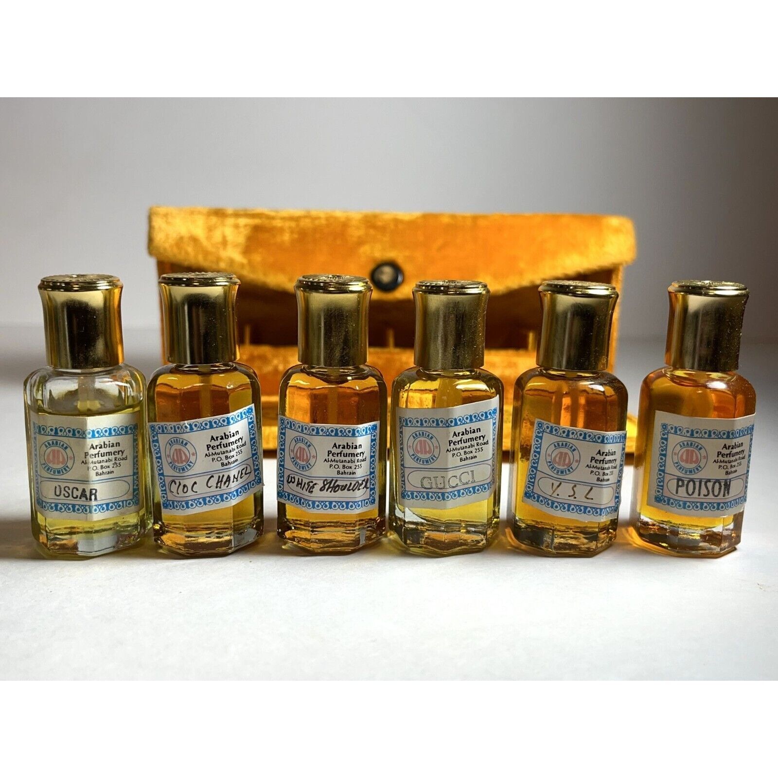 Vintage Arabian Perfumery Perfume Oil Bahrain Fragrance Velvet Box Sample Set