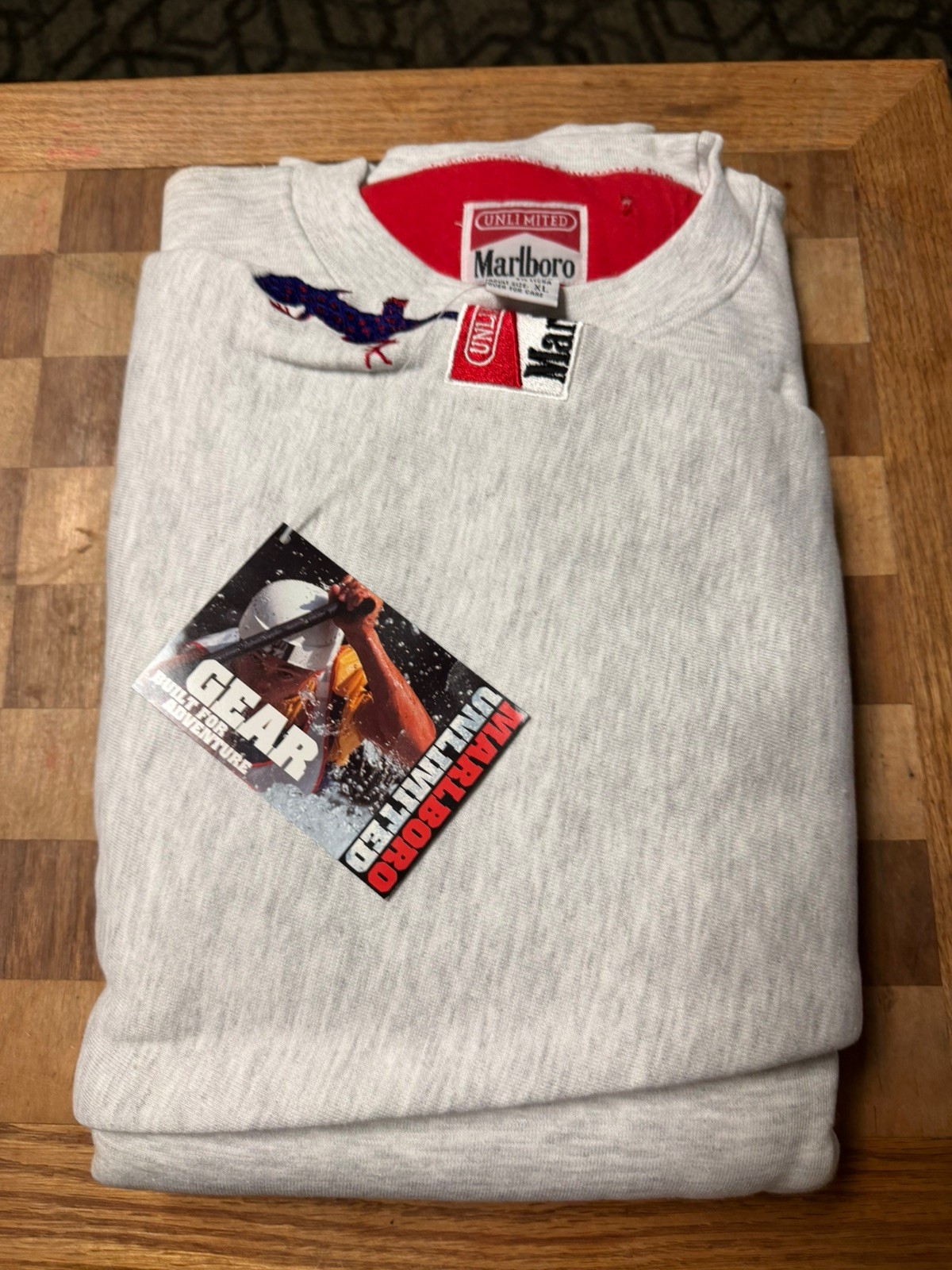 Vintage 90s Marlboro Unlimited Gecko Lizard Sweatshirt XL NWT NOS Gray Rare