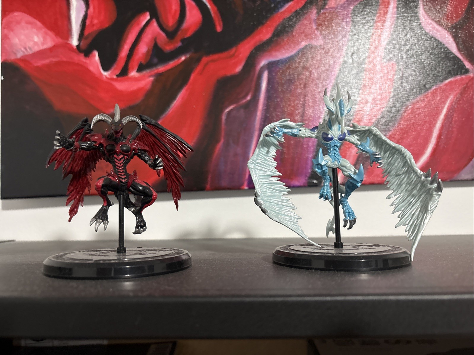 Stardust dragon & Red Dragon Archfiend Yu-Gi-Oh 5Ds Monster Collection Figures Stardust dragon & Red Dragon Archfiend Yu-Gi-Oh 5Ds Monster Collection Figures