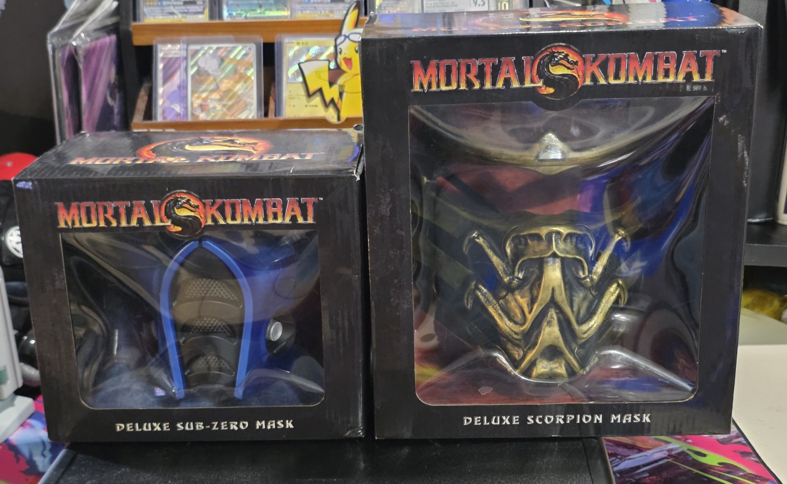 Pair Of Trick or Treat Studios - Mortal Kombat X: SCORPION SUB-ZERO Deluxe Mask Pair Of Trick or Treat Studios - Mortal Kombat X: SCORPION SUB-ZERO Deluxe Mask
