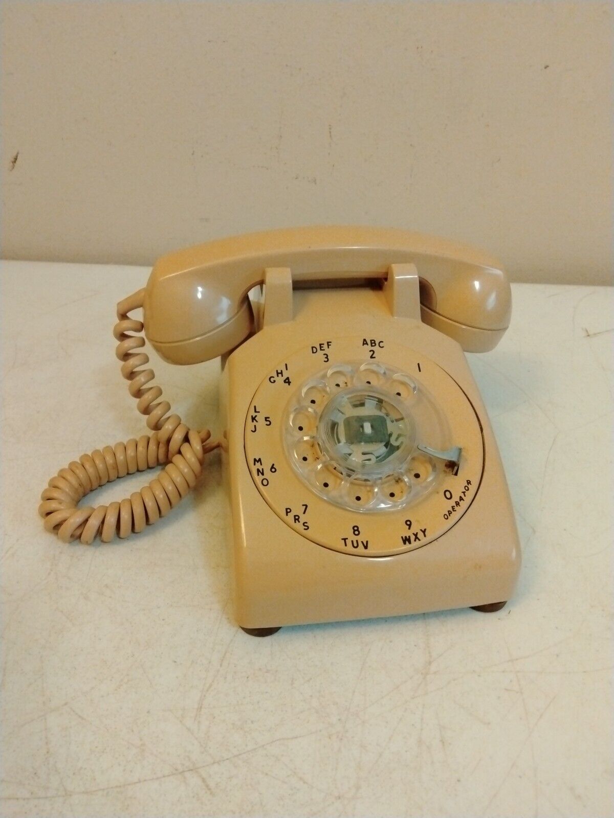 Vintage Stromberg Carlson Rotary Desk Top Telephone WORKS Beige 